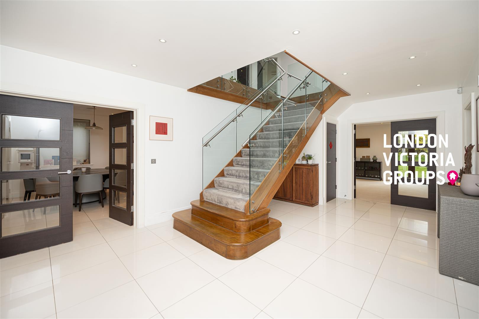 Duchess Crescent, Stanmore